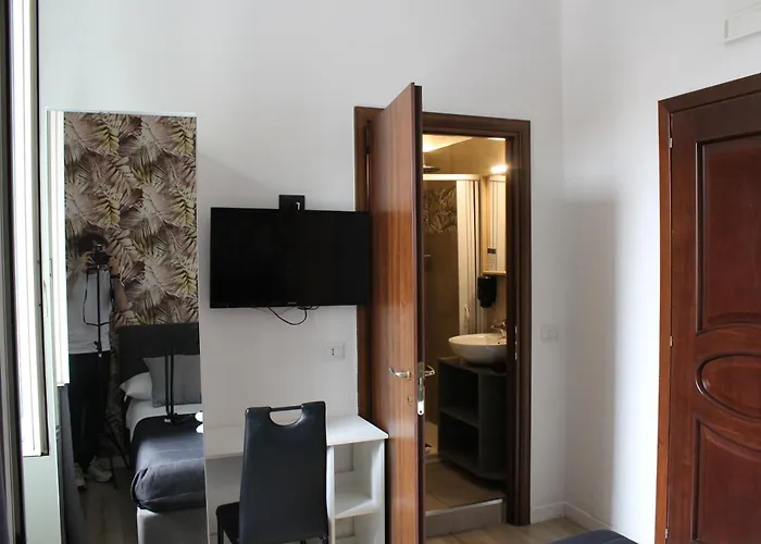 Piramide 3* Roma