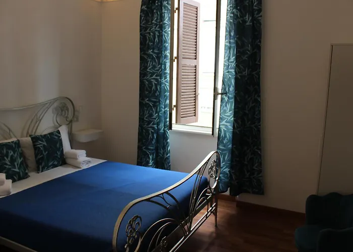 Piramide 3* Roma